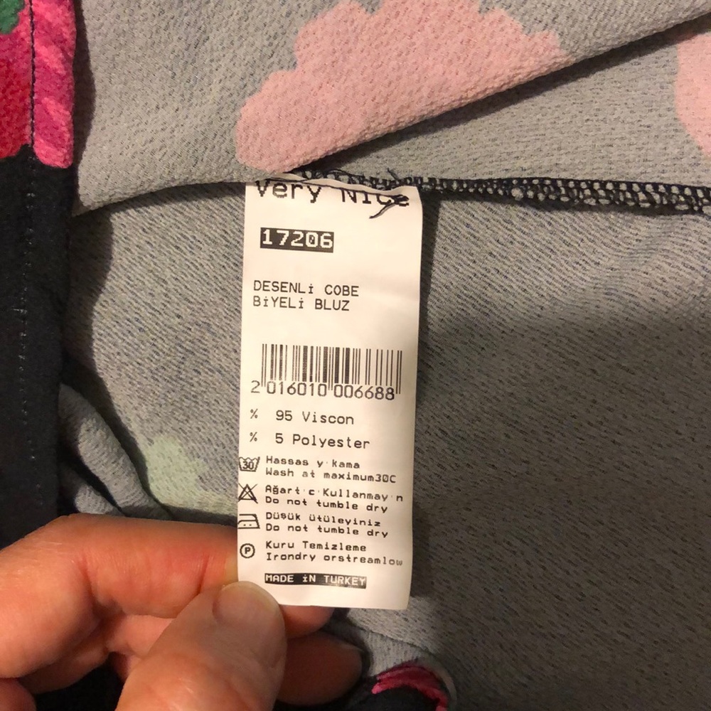 Floral Tank Top - Picture 5 of 6